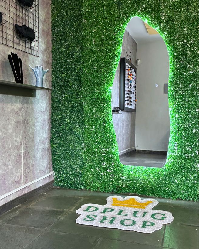 DPLUG Shop — interior da loja